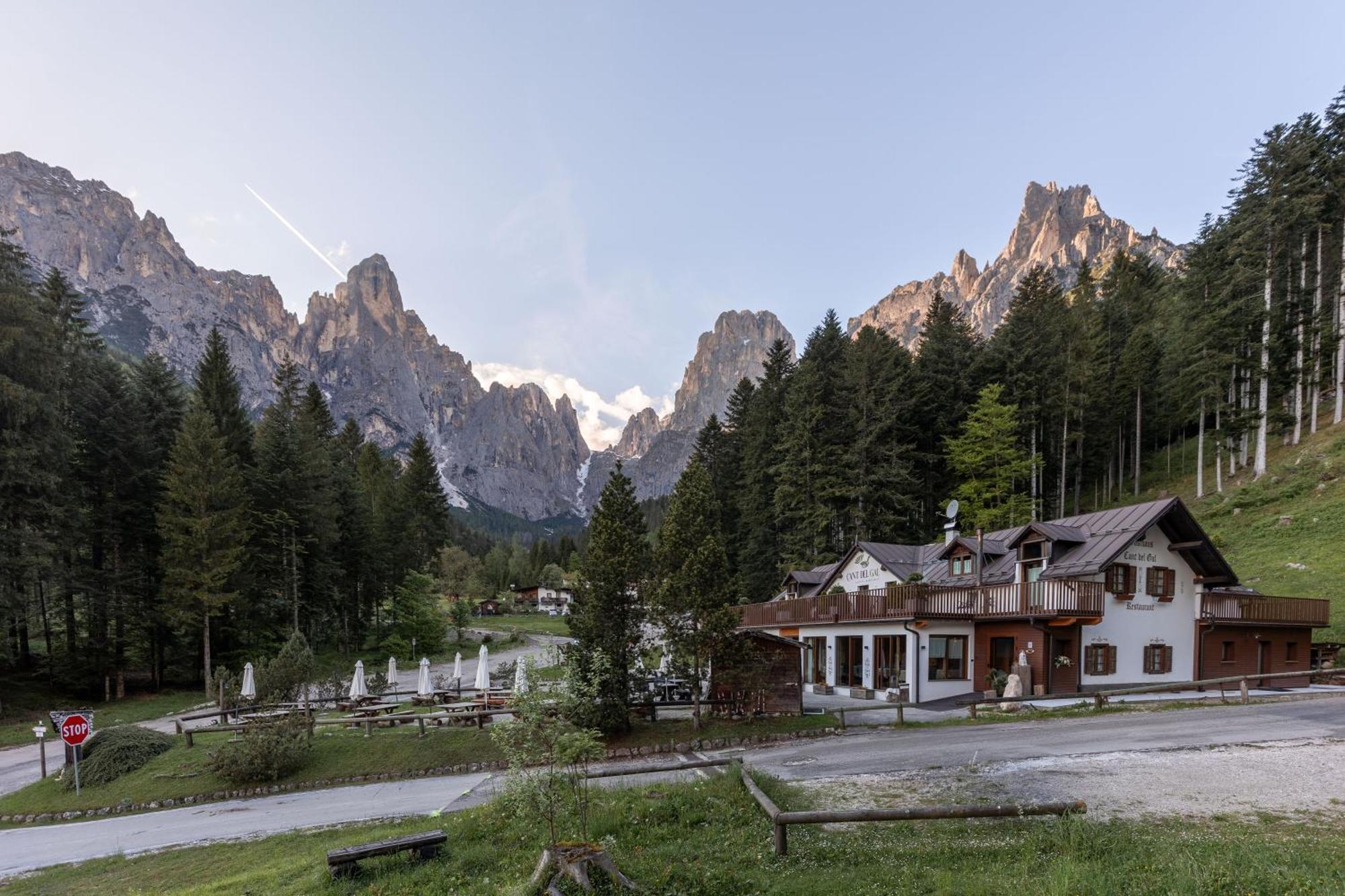 Hotel Cant Del Gal Fiera Di Primiero Esterno foto